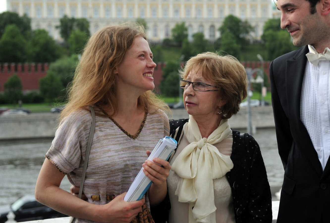 Одна или с тайным мужем? куда пропала девочка из «ворошиловского стрелка» | кино и тв | cвободное время | аиф аргументы и факты в беларуси