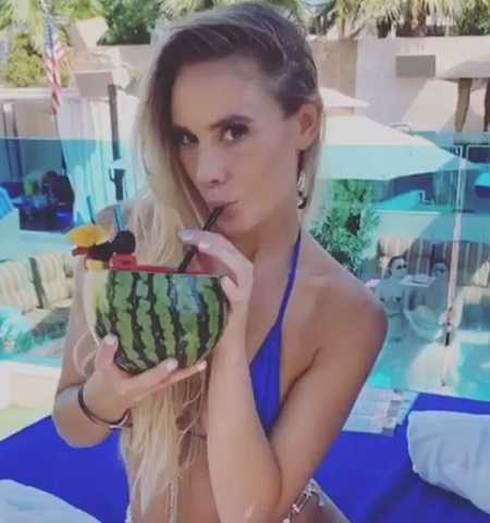 Who is addie andrews? biography, career, famous onlyfans star