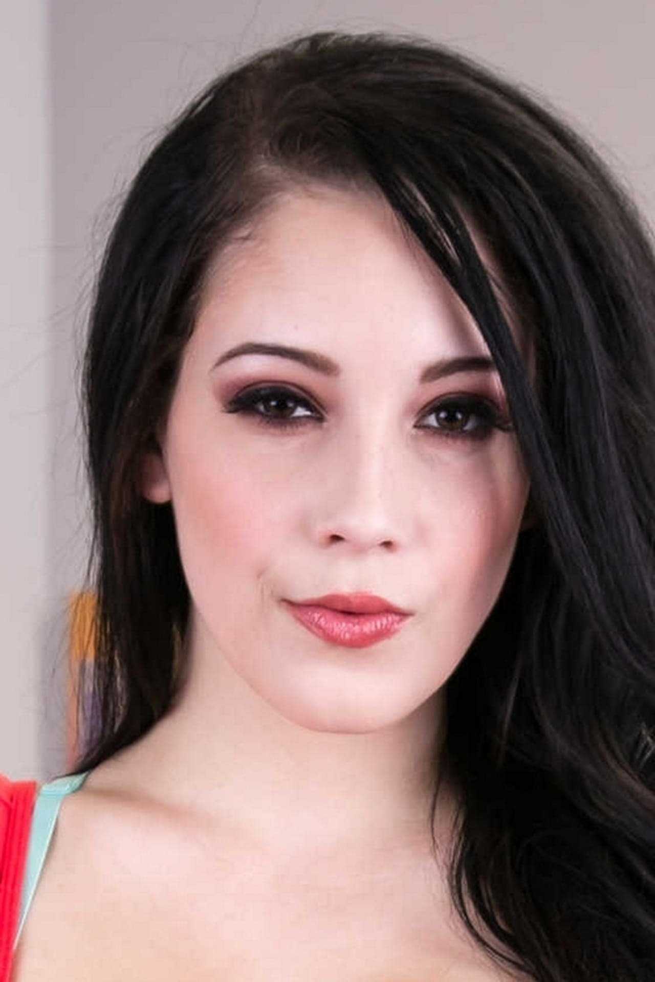 Noelle easton – age, height, weight, net worth, boyfriend, 2022