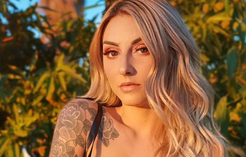 Arya fae biography, age, images, height, figure, net worth » bioofy