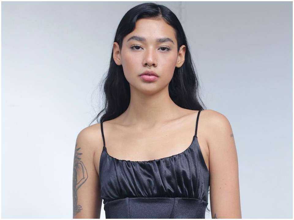 Selena stone biography, age, height, wiki, net worth - vip actors