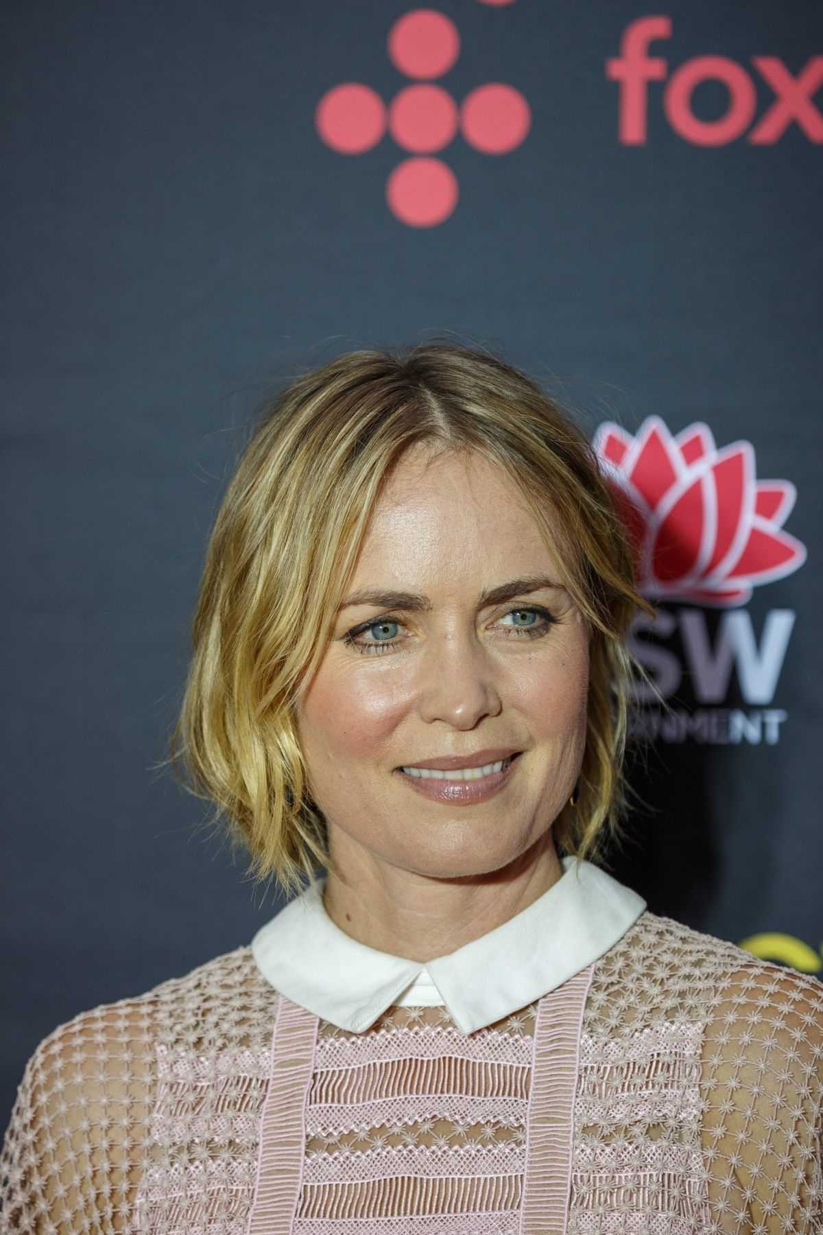 Рада митчелл фото: (radha mitchell) — , , — —