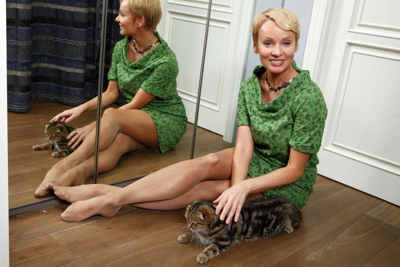 Жанна эппле