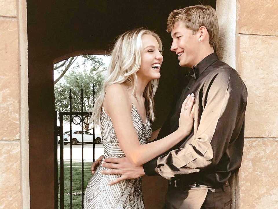Carmen caliente height, wiki, bio, age, hot pic, boyfriend, net worth & more