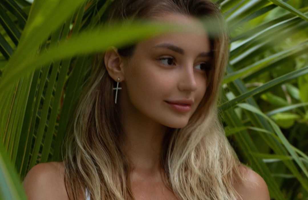 Mary wet wiki, age, height, biography, bio, feet, pics, onlyfans, marywet