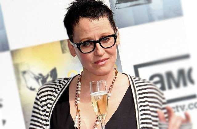23 lori petty body measurement - celebrity measurements 2021