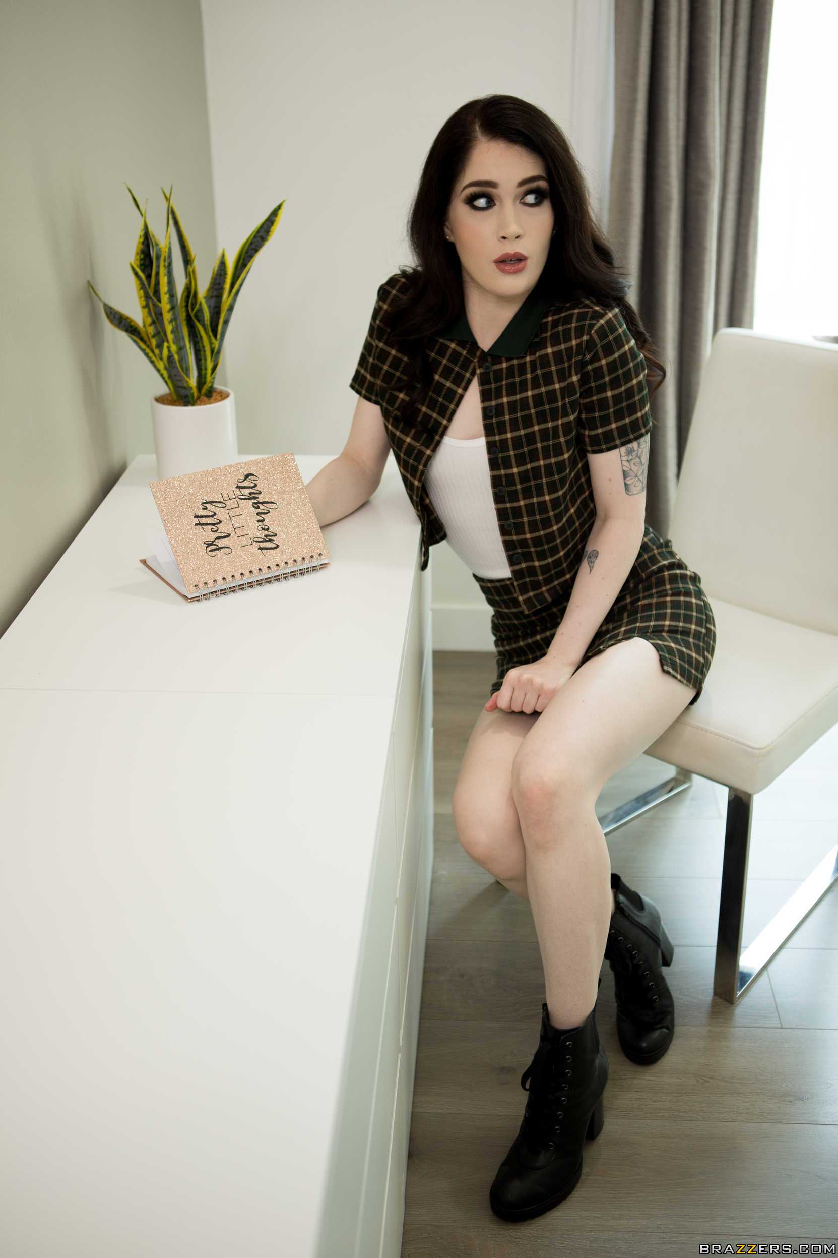 From webcam model to adult entertainer: meet evelyn claire